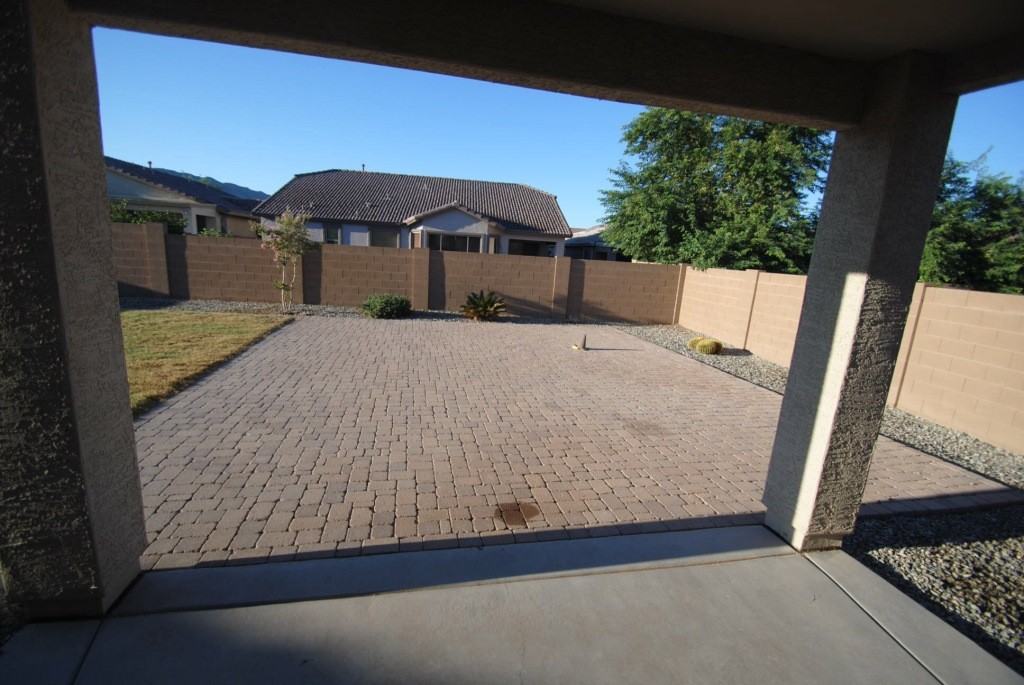 2325 W Fawn Dr - Photo 2 of 21