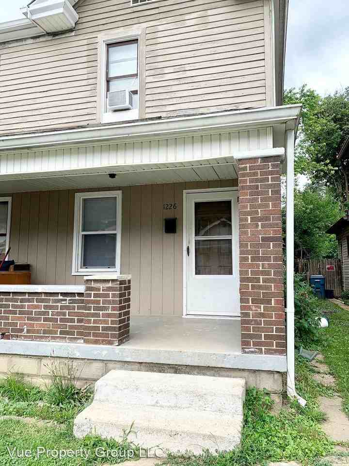 1228 Shepard Street - Photo 2 of 9