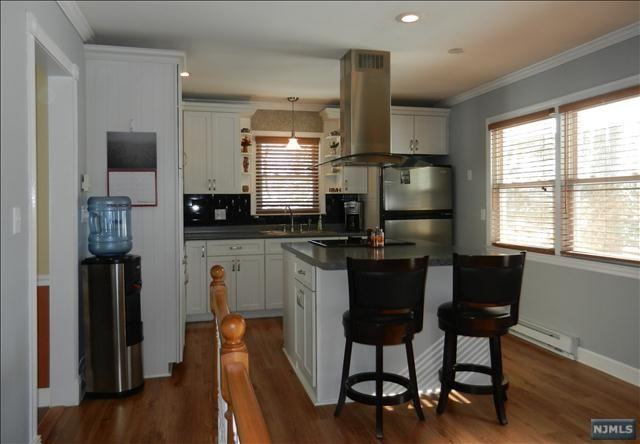 34 Panorama Dr - Photo 2 of 7