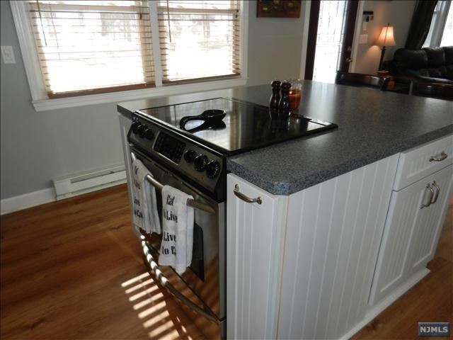 34 Panorama Dr - Photo 3 of 7