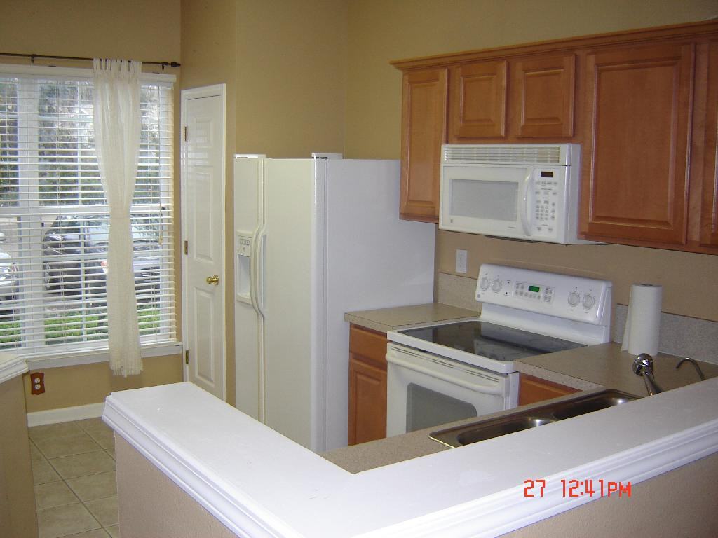 3469 Lone Tree Ln - Photo 3 of 7