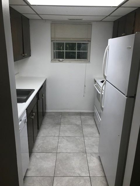 Rohling Oaks - Photo 2 of 11