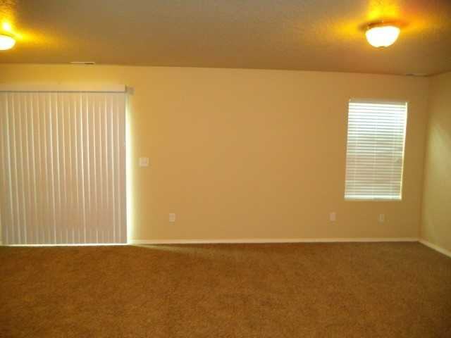 9301 W Shelterwood Dr - Photo 2 of 13