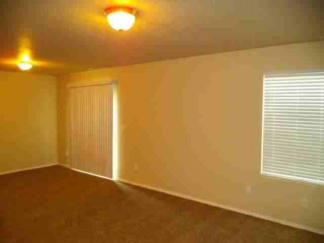 9301 W Shelterwood Dr - Photo 3 of 13
