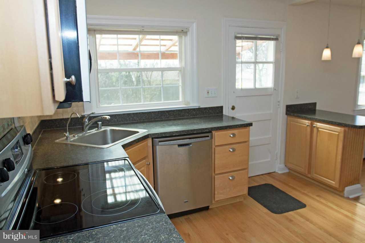 5303 Glen Falls Rd - Photo 3 of 30