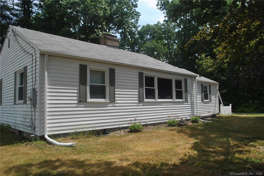 28 White Oak Ln - Photo 2 of 24