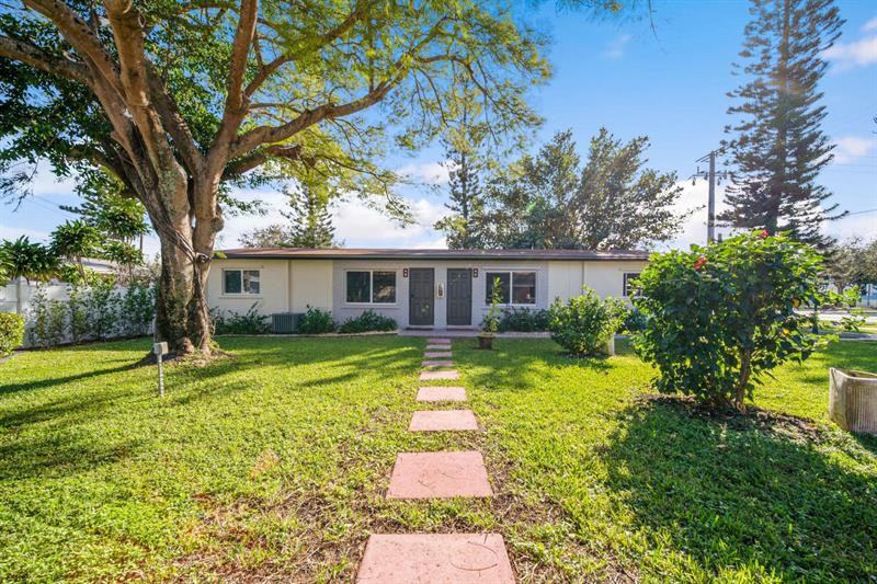 1201 Northeast 2nd Avenue - Photo 2 of 16