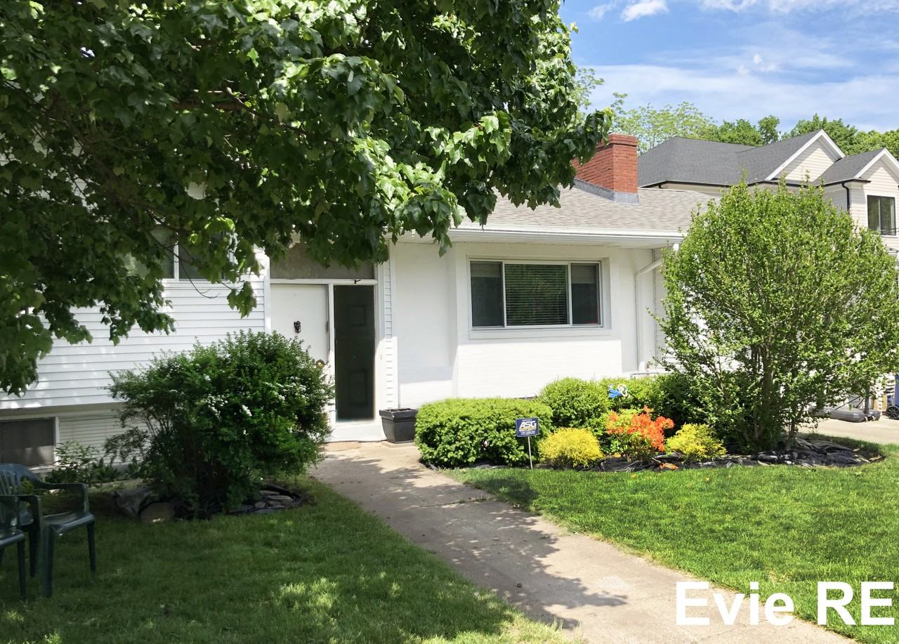 263 Arnold Rd - Photo 2 of 18