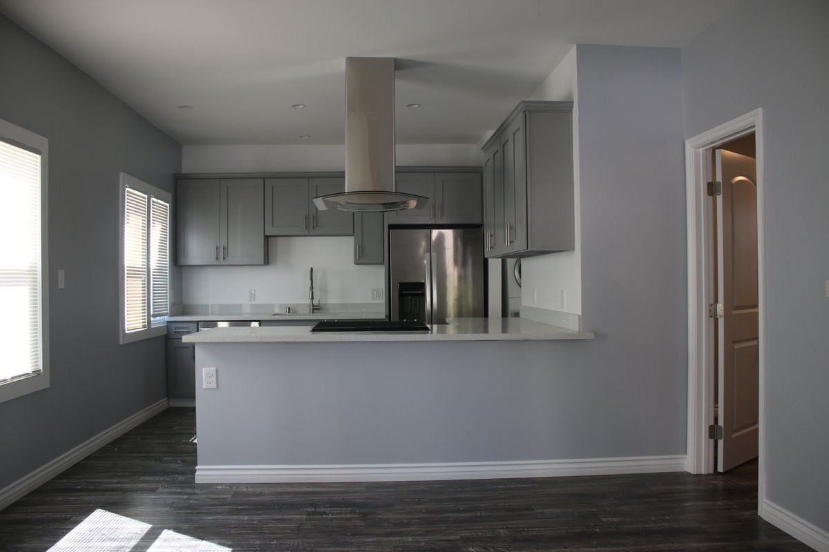 1315 Park Avenue #D - Photo 3 of 17