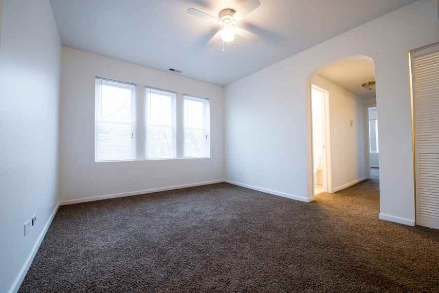 9244 S Saginaw - Photo 2 of 9
