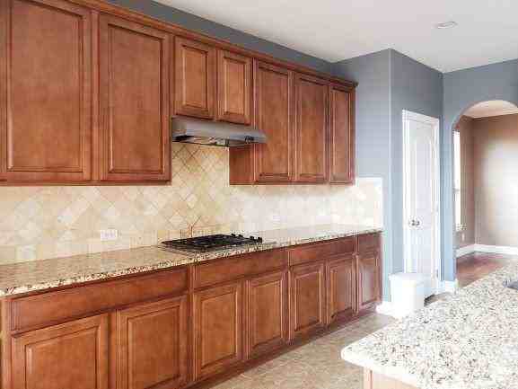 670 Princeton Way - Photo 2 of 20