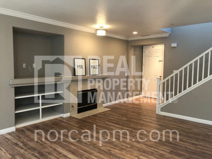 1826 Lowe Dr - Photo 2 of 25