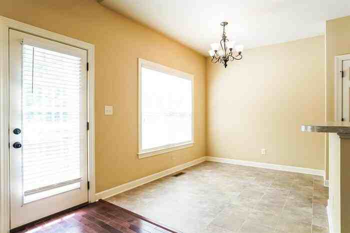 94 Anderby Dr - Photo 3 of 16