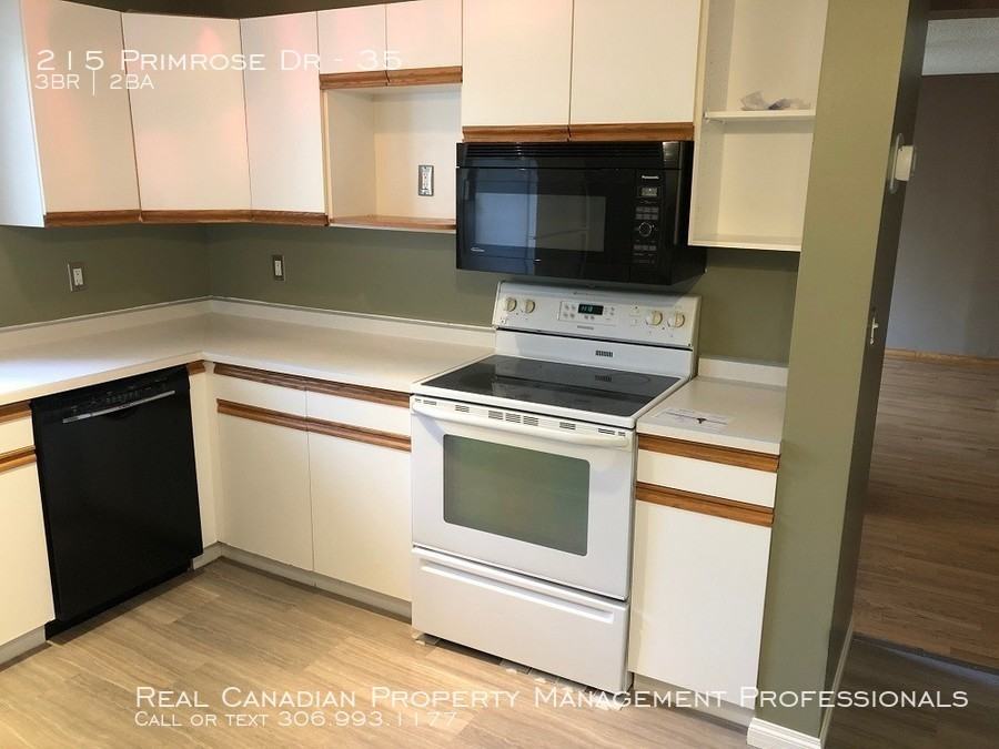 215 Primrose Dr #35 - Photo 2 of 19