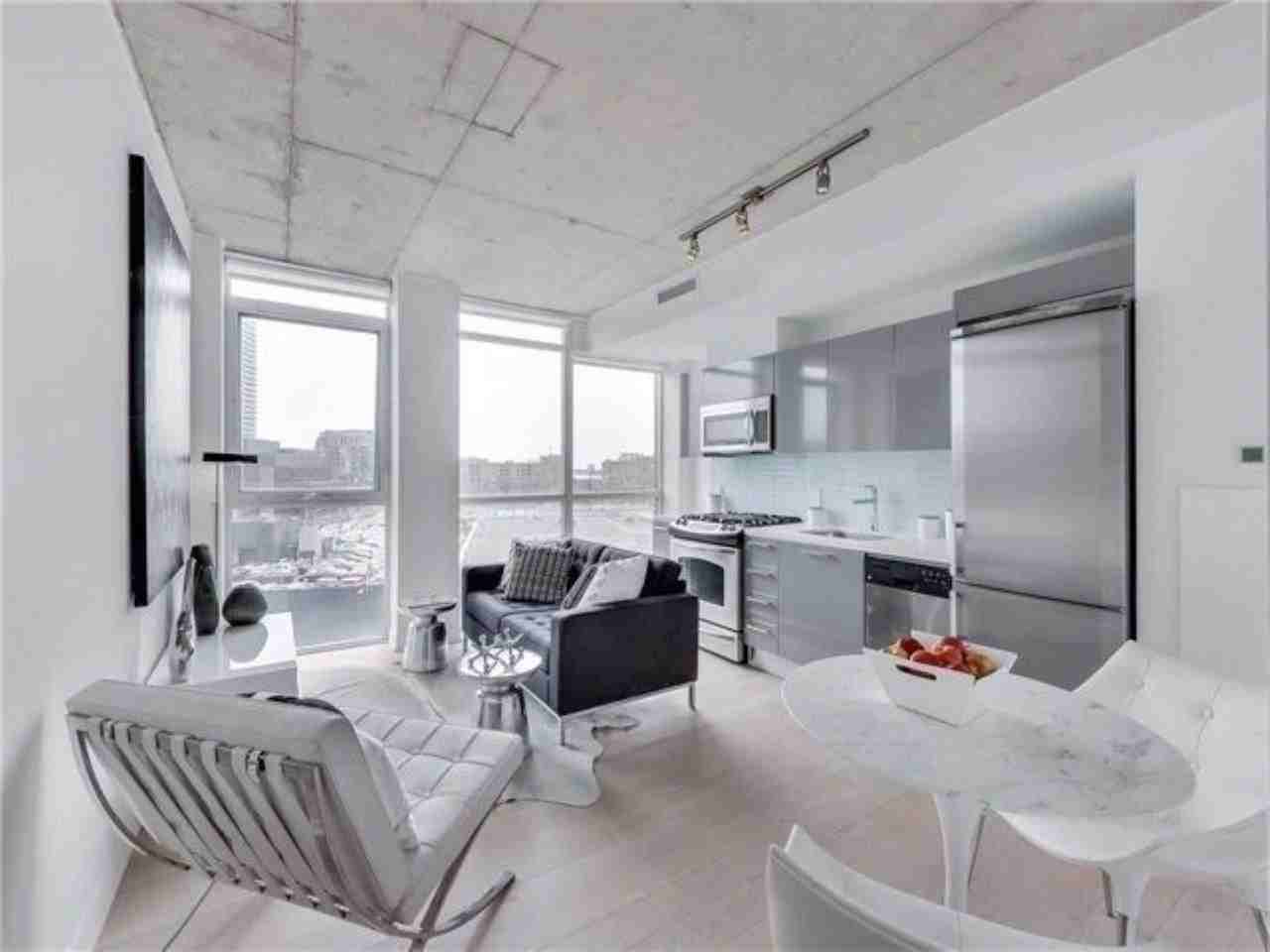 318 King Street East #615