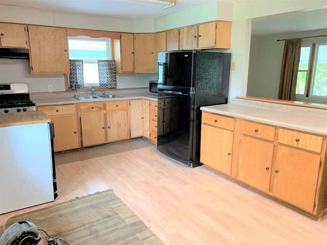 840 N 1st St - Photo 2 of 11