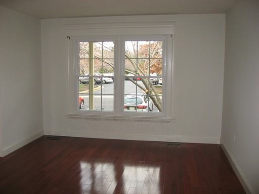 11017 Tower Pl - Photo 3 of 12