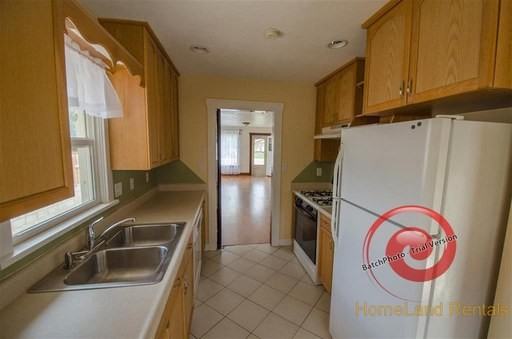 325 Park Ave - Photo 3 of 14