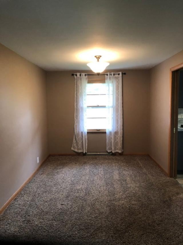 1331 N Main St - Photo 3 of 6