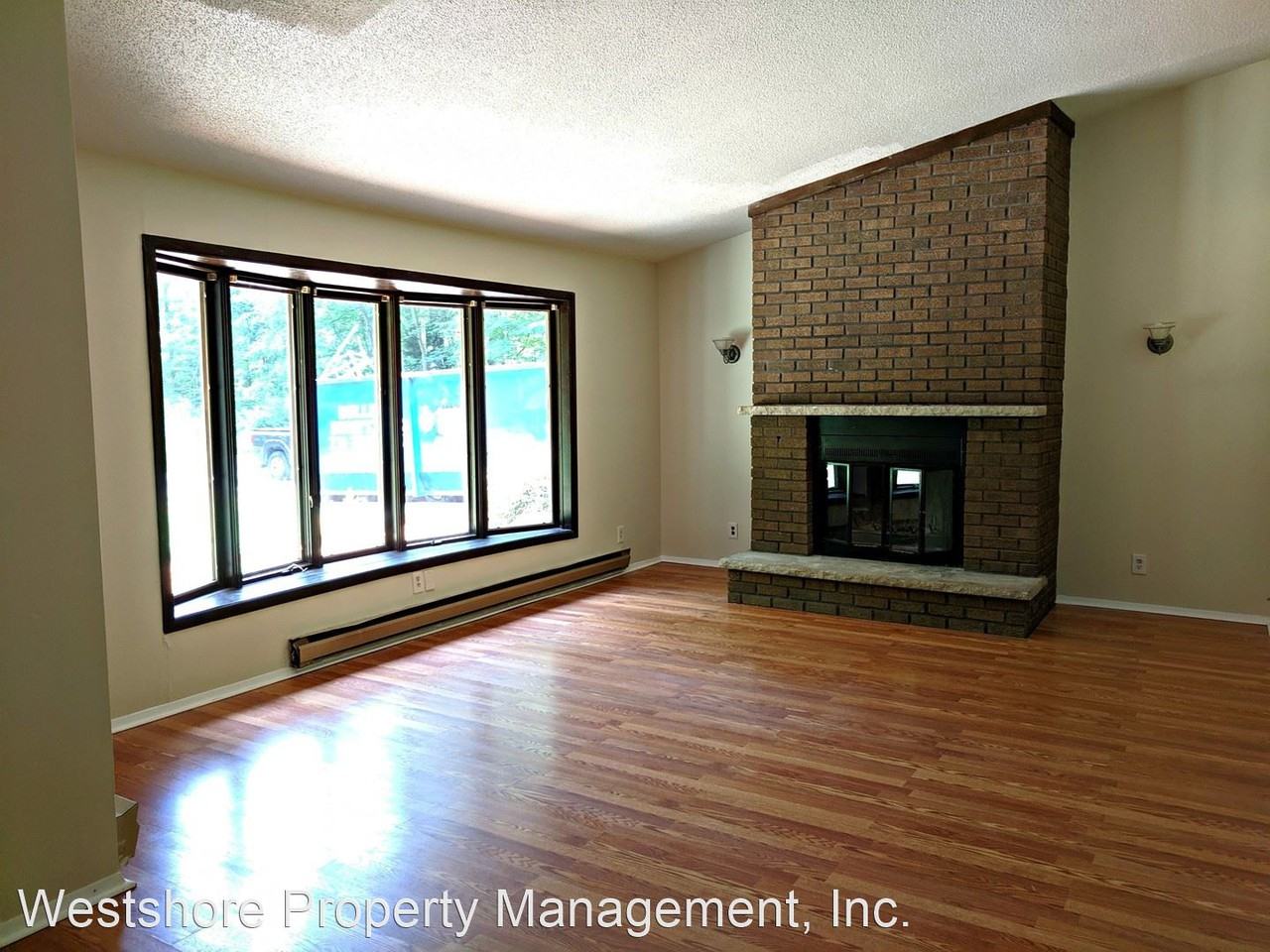 17481 Sparks Ln - Photo 3 of 20