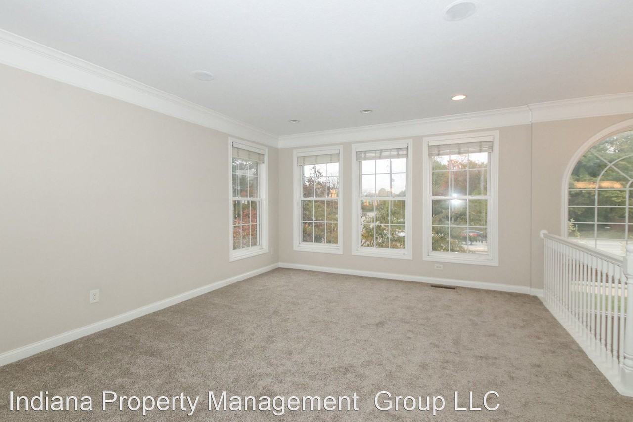 8611 N Meridian St - Photo 2 of 17