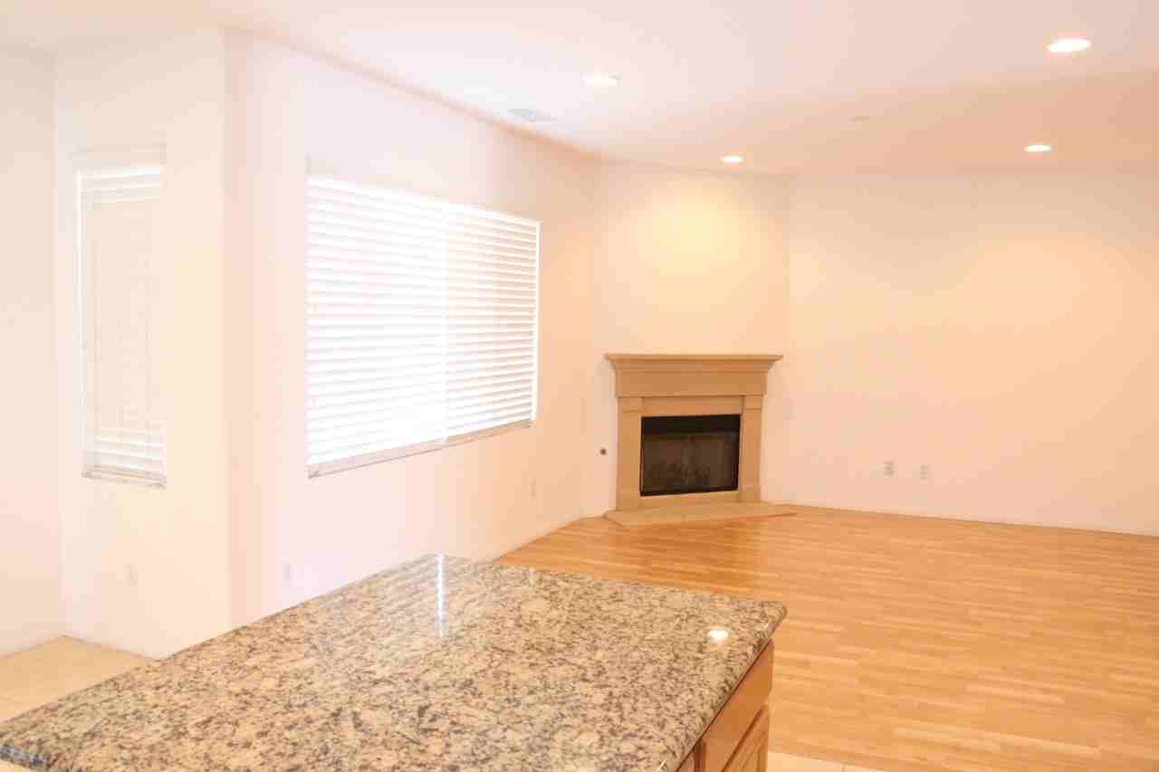 3562 Sand Ct - Photo 3 of 29
