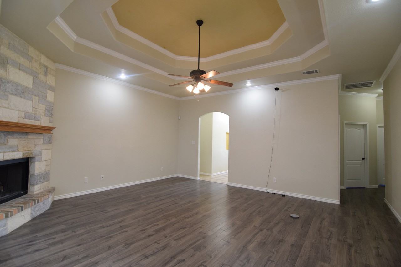 1205 Excel Dr - Photo 6 of 24