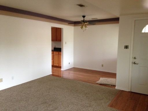 1108 3rd St - Photo 3 of 10