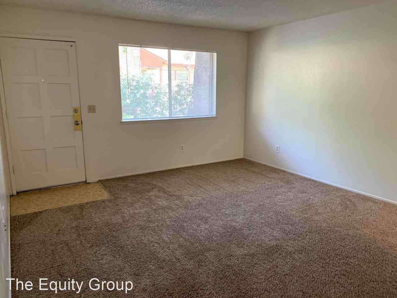 726 S. Locust Avenue - Photo 2 of 15