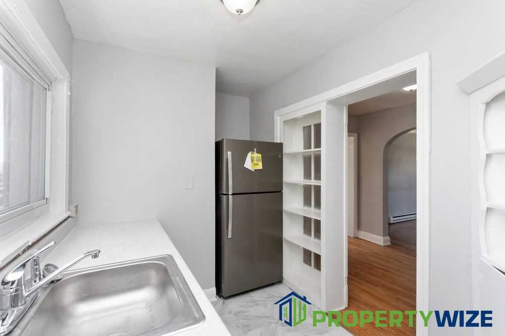 3200 Carlisle Avenue - 2 - Photo 3 of 20