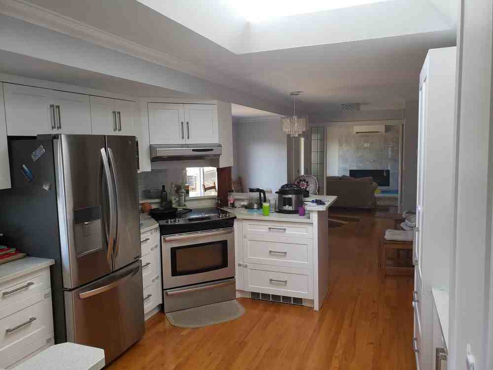 105 Elroy Pl - Photo 3 of 28