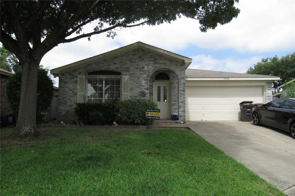 7929 Gardengate Ln - Photo 2 of 8