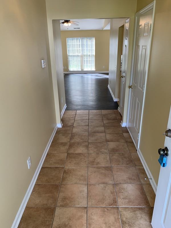 10433 Roundleaf Dr - Photo 3 of 20