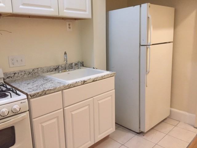 Hemenway St #2 - Photo 3 of 6