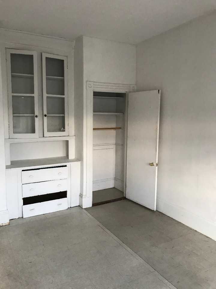 LINDEN - Photo 3 of 4