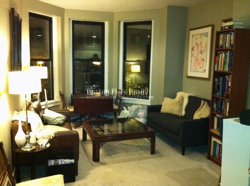 548 Columbus Ave #03