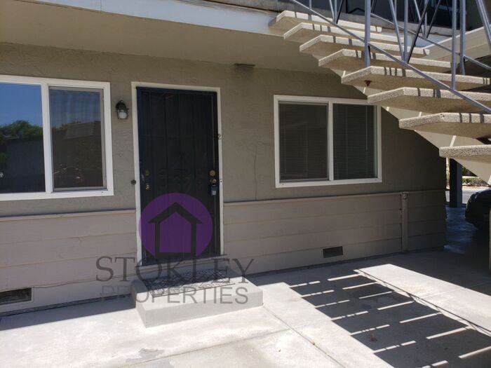 2634 Baldwin Ln #2 - Photo 3 of 18