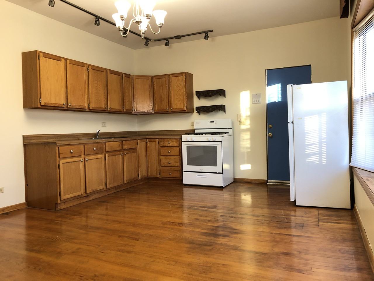 934 West Windsor Avenue #2F