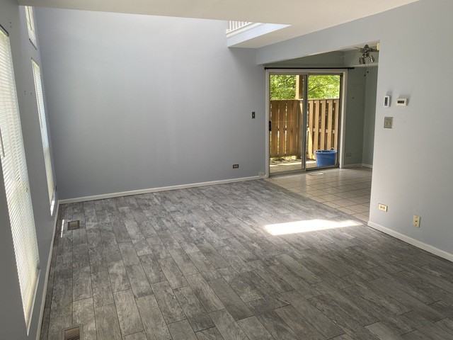 3S121 Timber Dr #121 - Photo 2 of 19