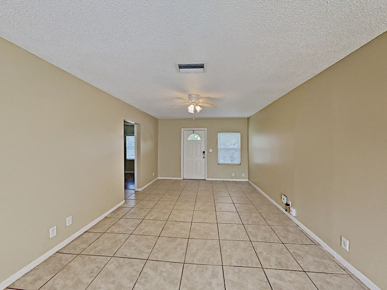 7939 Sw 3rd St - Photo 3 of 16