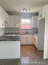 9435 Sw 39th St #9435 - Photo 2 of 6