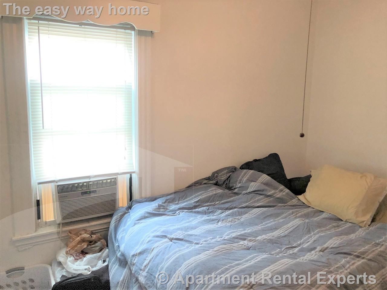 2 Ibbetson St #2 - Photo 7 of 12