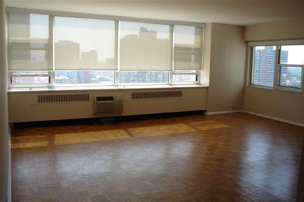 Imperial Towers - Photo 3 of 11