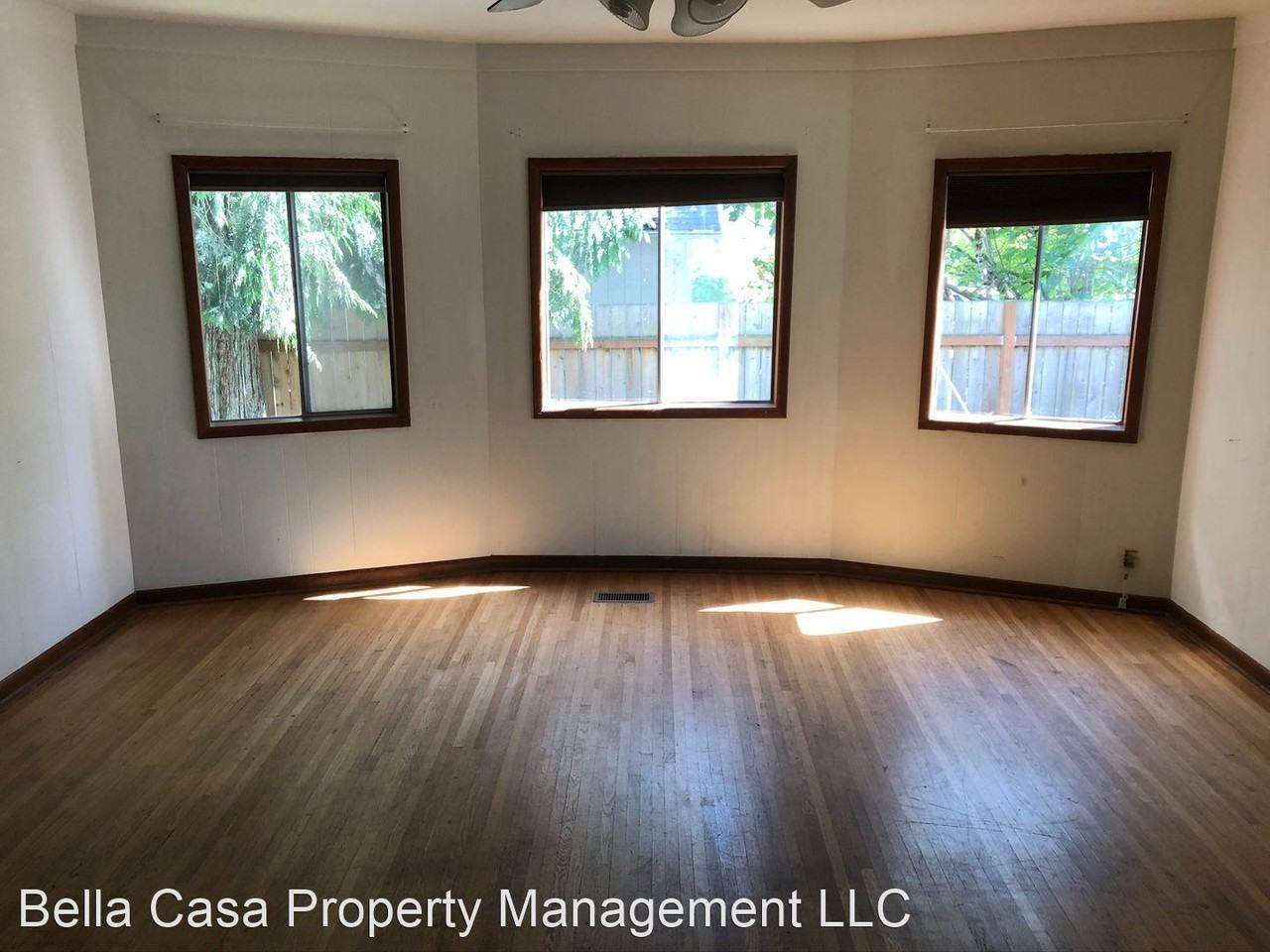 530 N Kutch St - Photo 3 of 23