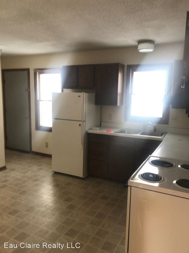 601/603 Red Pine Ave. - Photo 3 of 8