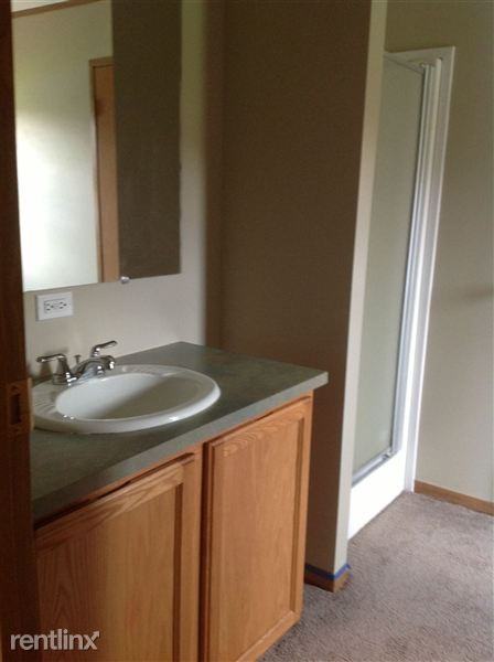 11765 Spencer Rd - Photo 2 of 5