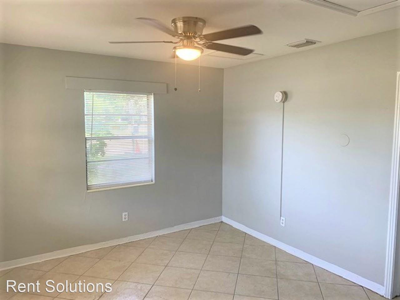 1610 12th Ave S #1 - Photo 2 of 9