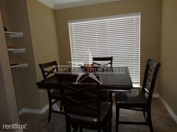 3830 Parkdale St - Photo 3 of 10