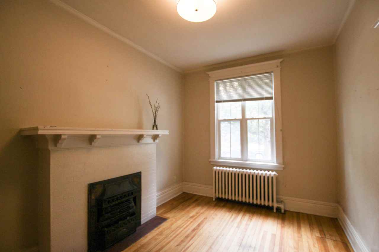 72 Upper Lorne Pl Unit 1 - Photo 2 of 9
