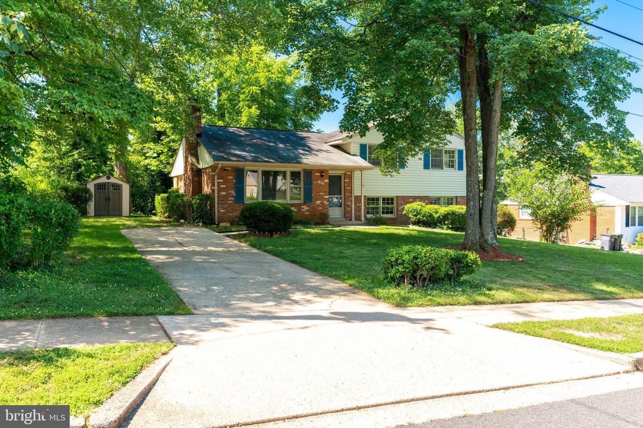 7933 Ellet Rd - Photo 2 of 50